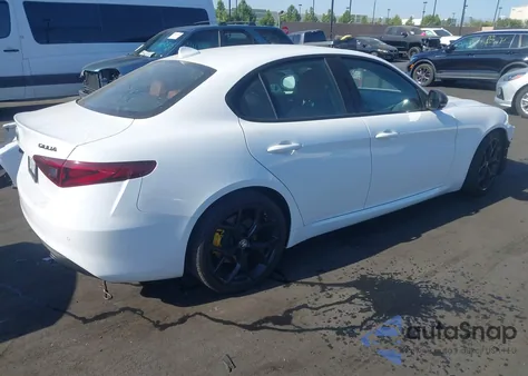 2020 Alfa Romeo Giulia Rwd из США, поврежденный, VIN ZARFAMAN6L7636464